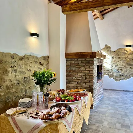 Bed & Breakfast Fattoria Della Sabatina 3*
